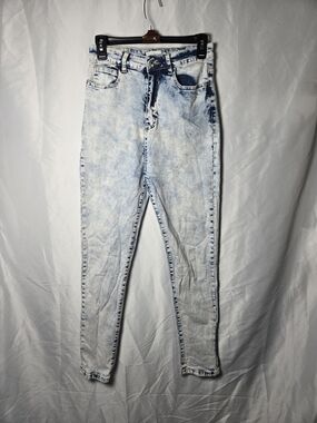 High-Rise Light Blue Acid Wash Jeans for Women